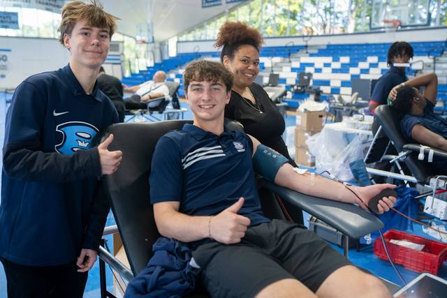 The @americanredcross was on campus today for our Fall Blood Drive! Thanks to all of our volunteers and to our student a…